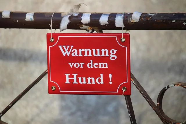 Emailleschild Hundewarnschild